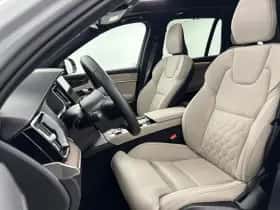 Volvo XC90 (2025) thumbnail 11