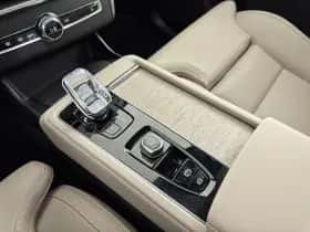 Volvo XC90 (2025) thumbnail 25