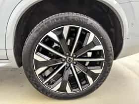 Volvo XC90 (2025) thumbnail 35