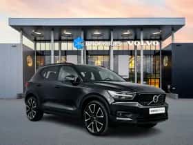 Volvo XC40 (2022) thumbnail 2