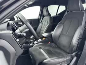 Volvo XC40 (2022) thumbnail 11