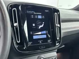 Volvo XC40 (2022) thumbnail 21