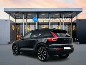 Volvo XC40 (2022) thumbnail 4