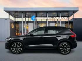 Volvo XC40 (2022) thumbnail 8