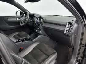 Volvo XC40 (2022) thumbnail 10