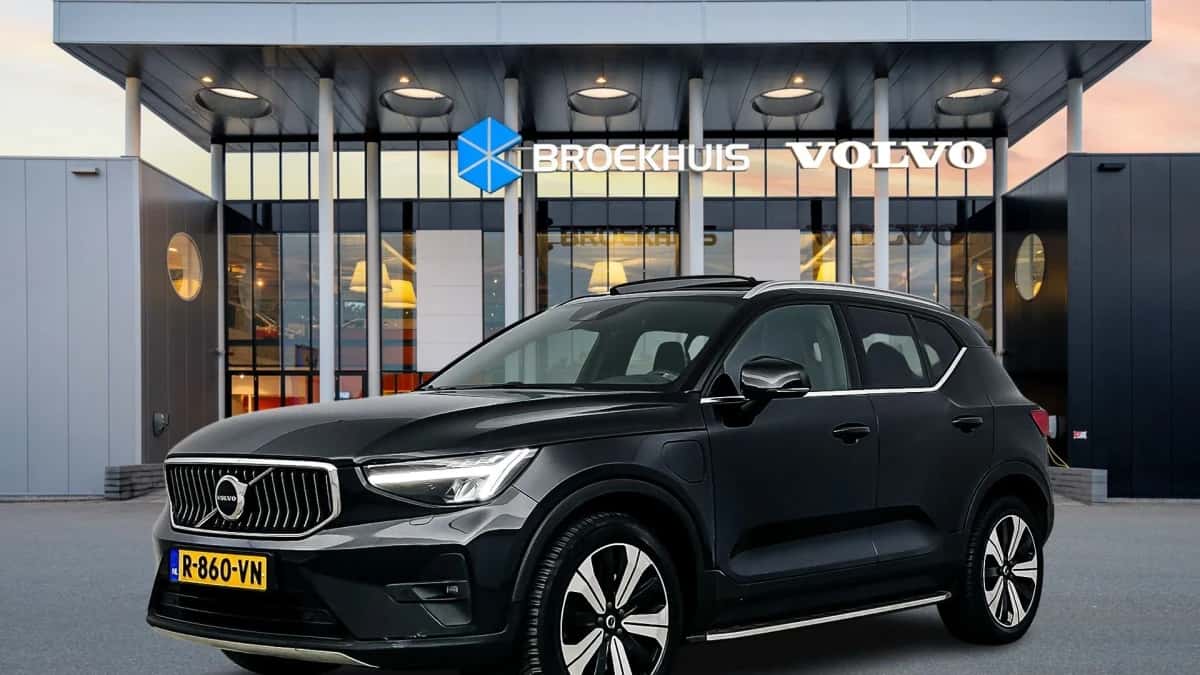 Volvo XC40 (2022) — foto 1