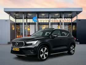 Volvo XC40 (2022)
