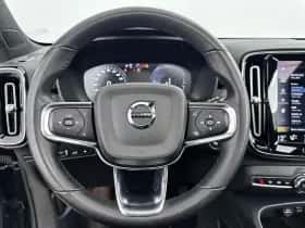 Volvo XC40 (2022) thumbnail 16