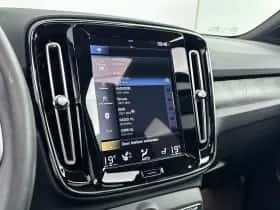 Volvo XC40 (2022) thumbnail 21
