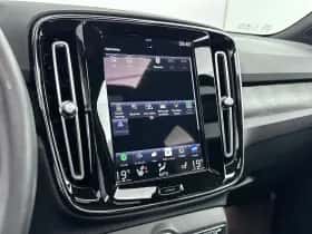 Volvo XC40 (2022) thumbnail 22
