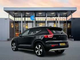 Volvo XC40 (2022) thumbnail 4