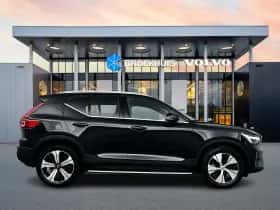 Volvo XC40 (2022) thumbnail 7