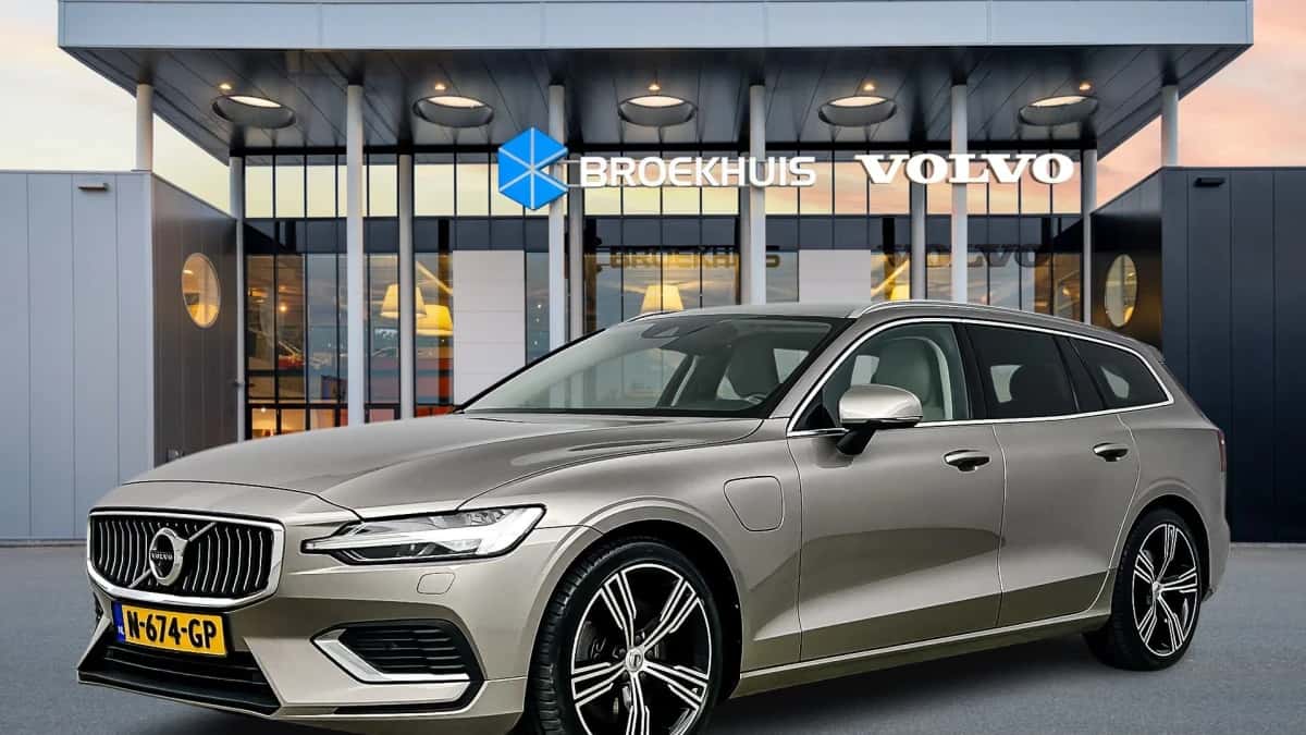 Volvo V60 (2021) — foto 1