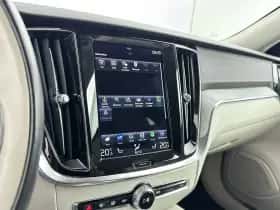Volvo V60 (2021) thumbnail 21
