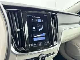 Volvo V60 (2021) thumbnail 22