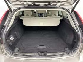 Volvo V60 (2021) thumbnail 30
