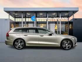 Volvo V60 (2021) thumbnail 7