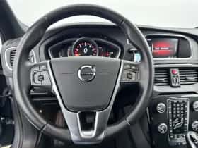 Volvo V40 (2018) thumbnail 16