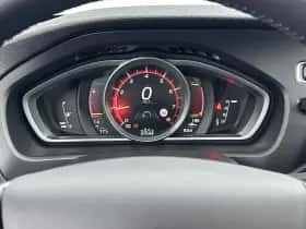Volvo V40 (2018) thumbnail 18