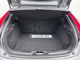 Volvo V40 (2018) thumbnail 30