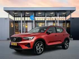 Volvo XC40 (2024)