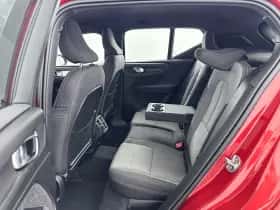 Volvo XC40 (2024) thumbnail 17