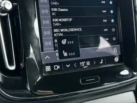 Volvo XC40 (2024) thumbnail 24
