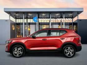 Volvo XC40 (2024) thumbnail 8