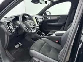 Volvo XC40 (2022) thumbnail 11