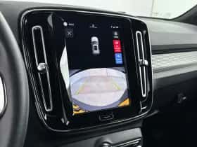 Volvo XC40 (2022) thumbnail 13