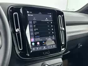 Volvo XC40 (2022) thumbnail 16