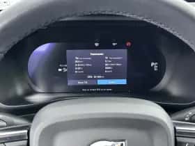 Volvo XC40 (2022) thumbnail 10