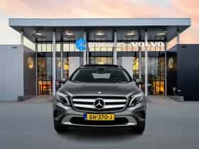 Mercedes-Benz GLA-Klasse (2015) thumbnail 5