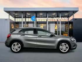 Mercedes-Benz GLA-Klasse (2015) thumbnail 7