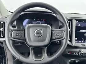 Volvo XC40 (2024) thumbnail 15