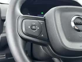 Volvo XC40 (2024) thumbnail 16