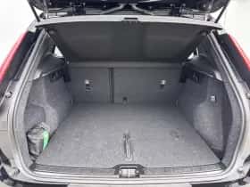 Volvo XC40 (2024) thumbnail 30