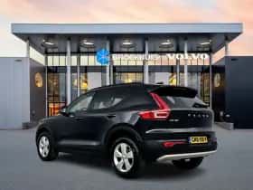 Volvo XC40 (2024) thumbnail 4