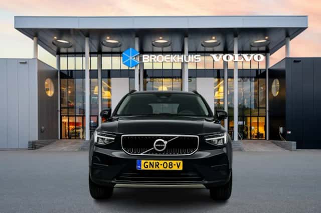 Volvo XC40 (2024) thumbnail 5