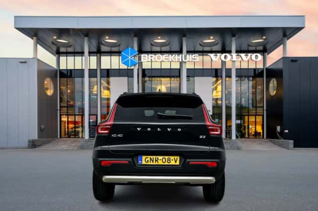 Volvo XC40 (2024) thumbnail 6