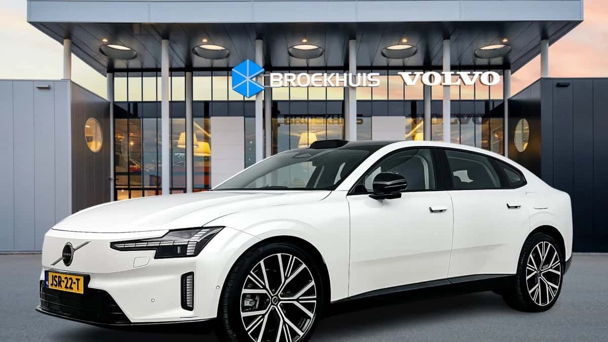 Volvo ES90 (2025) — foto 1