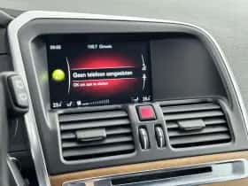 Volvo XC60 (2015) thumbnail 21