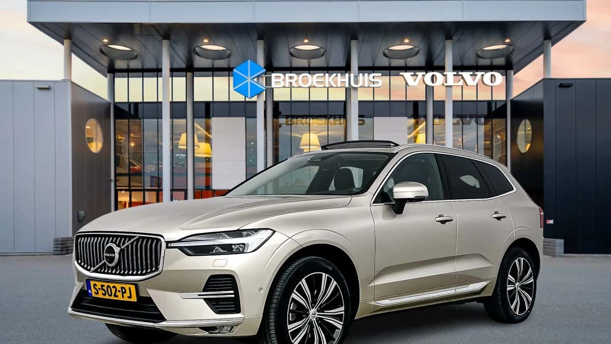 Volvo XC60 (2023) — foto 1