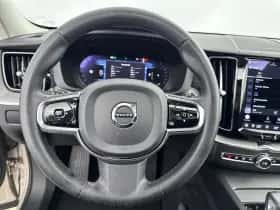 Volvo XC60 (2023) thumbnail 16