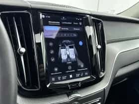 Volvo XC60 (2023) thumbnail 23