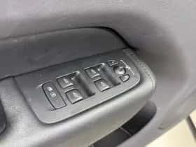 Volvo XC60 (2023) thumbnail 29