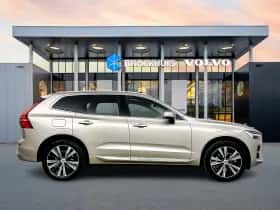 Volvo XC60 (2023) thumbnail 8