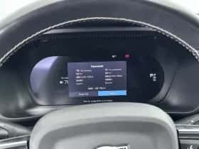 Volvo XC40 (2020) thumbnail 18