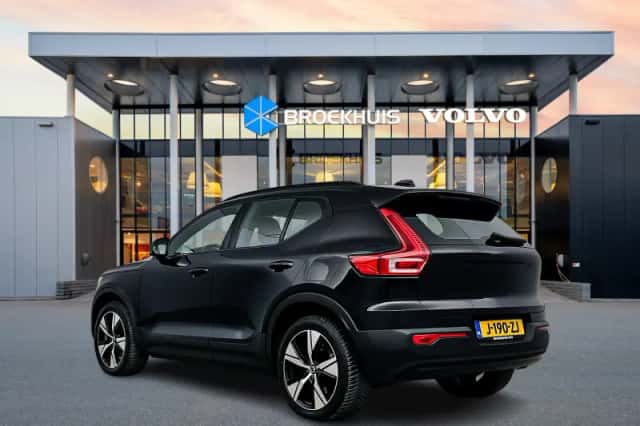 Volvo XC40 (2020) thumbnail 4