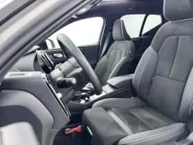 Volvo EX40 (2025) thumbnail 11